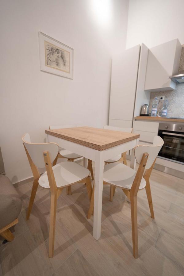 Cosmea By Dimorra Apartment Naples Luaran gambar